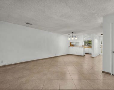 848 15th Street - Photo Thumbnail 5