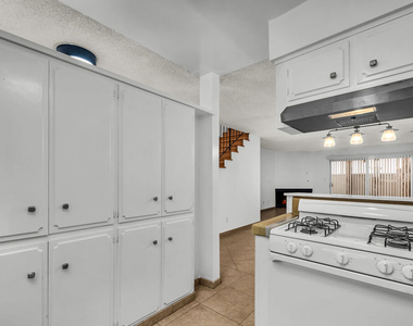 848 15th Street - Photo Thumbnail 11