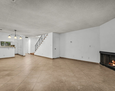 848 15th Street - Photo Thumbnail 3