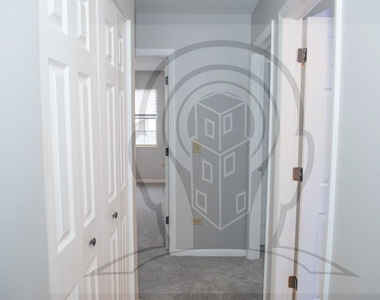 608 N Lake Shore Dr - Photo Thumbnail 10