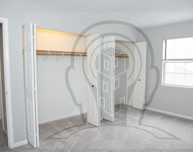608 N Lake Shore Dr - Photo Thumbnail 14