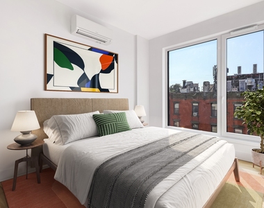 228 Berry Street - Photo Thumbnail 3