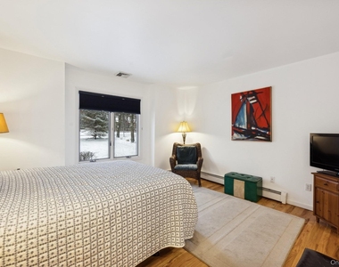 12 Hildreth Road - Photo Thumbnail 9