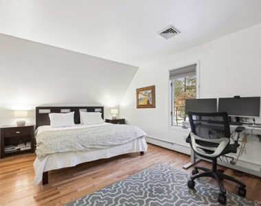 12 Hildreth Road - Photo Thumbnail 12