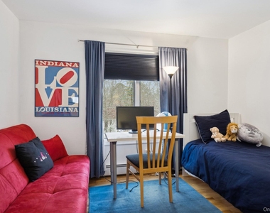 12 Hildreth Road - Photo Thumbnail 13