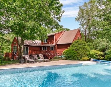12 Hildreth Road - Photo Thumbnail 18