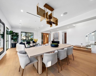 1801 S Bedford Street - Photo Thumbnail 11