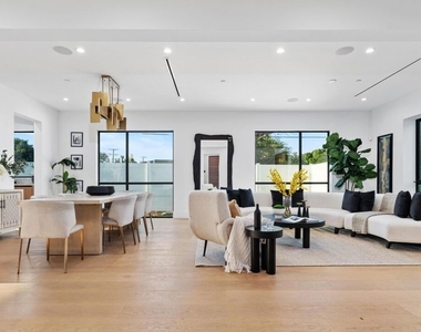 1801 S Bedford Street - Photo Thumbnail 5