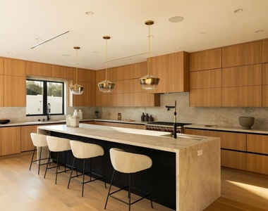 1801 S Bedford Street - Photo Thumbnail 20