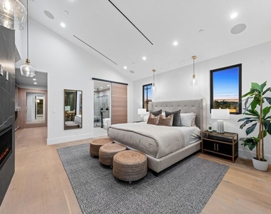 1801 S Bedford Street - Photo Thumbnail 23