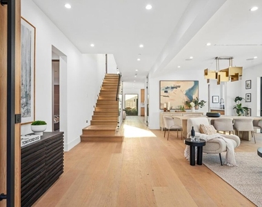 1801 S Bedford Street - Photo Thumbnail 4