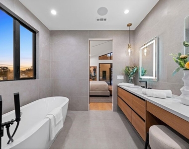 1801 S Bedford Street - Photo Thumbnail 27