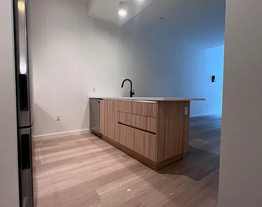1010 Pacific Street - Photo Thumbnail 1