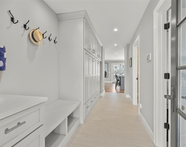 245 Oneck Lane - Photo Thumbnail 13