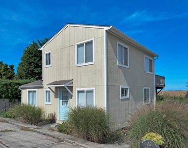 11 Oakhurst Road - Photo Thumbnail 1