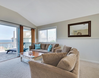 11 Oakhurst Road - Photo Thumbnail 4