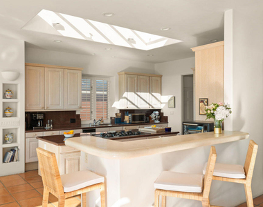 1571 Mandalay Beach Road - Photo Thumbnail 31