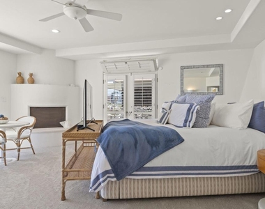 1571 Mandalay Beach Road - Photo Thumbnail 7