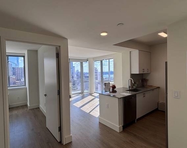 West 52nd Street  - Photo Thumbnail 2