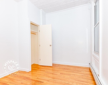 33 Montrose - Photo Thumbnail 4