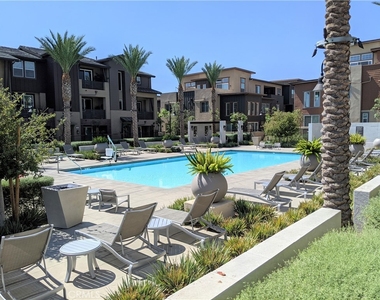 12248 Estrella Drive - Photo Thumbnail 24