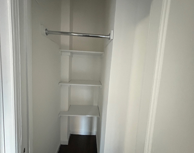East 37th Street off Lexington Ave - Photo Thumbnail 7
