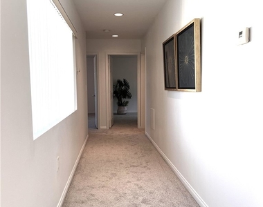 3341 Division - Photo Thumbnail 19