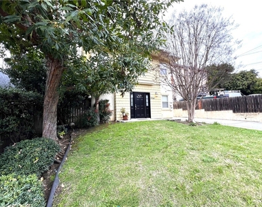 3341 Division - Photo Thumbnail 1