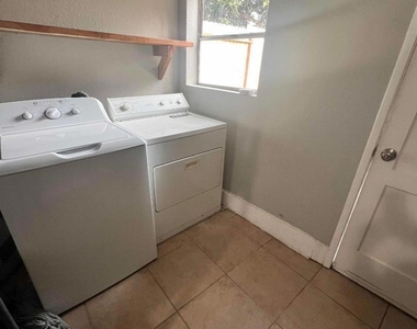 1222 Campbell Street - Photo Thumbnail 21