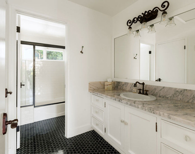 9809 Beeson Drive - Photo Thumbnail 24