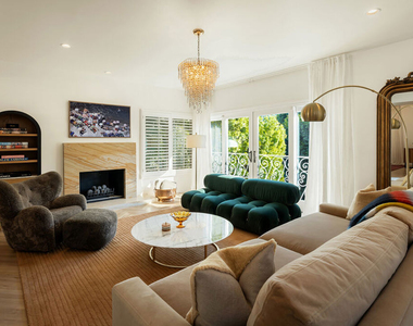 9809 Beeson Drive - Photo Thumbnail 4