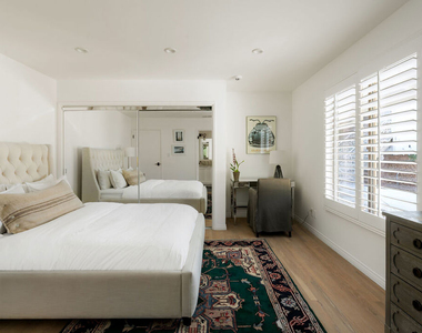 9809 Beeson Drive - Photo Thumbnail 23