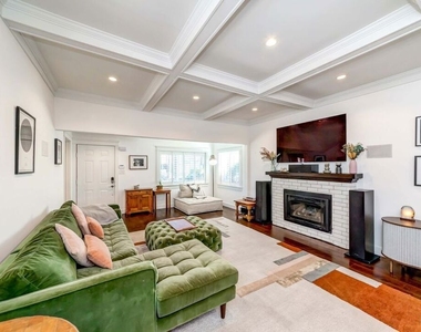 3461 2nd Avenue - Photo Thumbnail 2