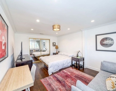 3461 2nd Avenue - Photo Thumbnail 10