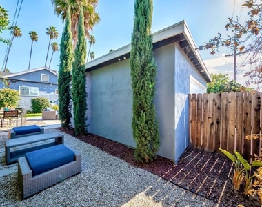 3461 2nd Avenue - Photo Thumbnail 20