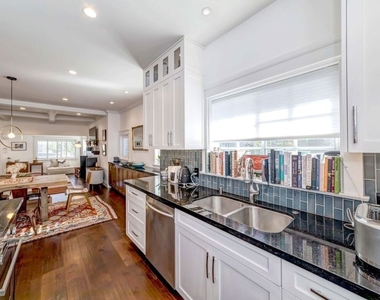 3461 2nd Avenue - Photo Thumbnail 6