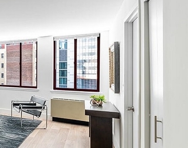 West 34th Street - Photo Thumbnail 1