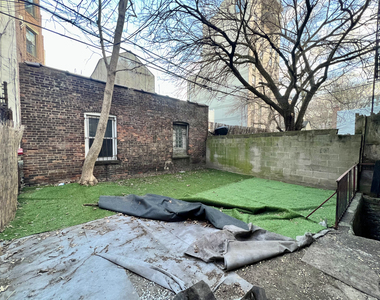 115 Carlton Avenue - Photo Thumbnail 9