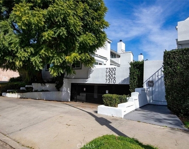 7310 Balboa Boulevard - Photo Thumbnail 61
