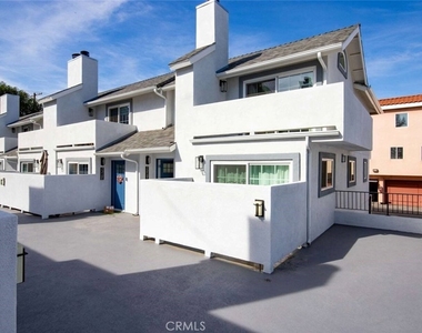 7310 Balboa Boulevard - Photo Thumbnail 57