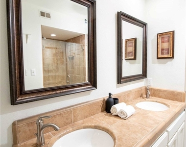 7310 Balboa Boulevard - Photo Thumbnail 32