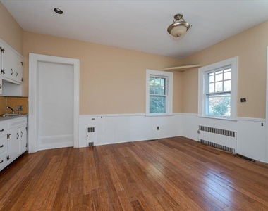 896 Central Avenue - Photo Thumbnail 7