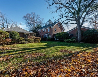 896 Central Avenue - Photo Thumbnail 16