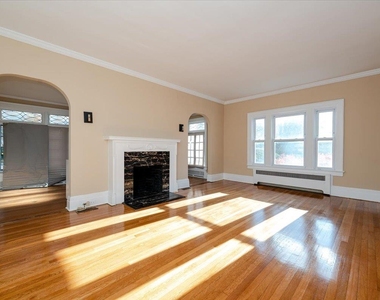 896 Central Avenue - Photo Thumbnail 3