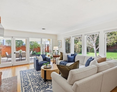 540 Country Club Lane - Photo Thumbnail 3
