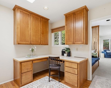 540 Country Club Lane - Photo Thumbnail 17