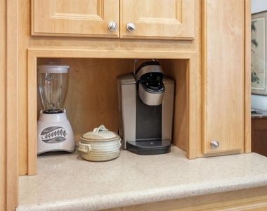 540 Country Club Lane - Photo Thumbnail 10