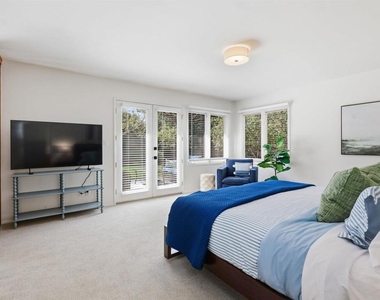 540 Country Club Lane - Photo Thumbnail 24