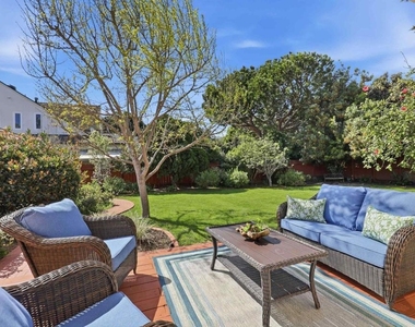 540 Country Club Lane - Photo Thumbnail 27