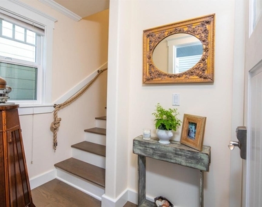 746 G Ave - Photo Thumbnail 10